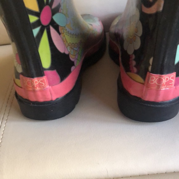 Bops Rainboots - Picture 2 of 6